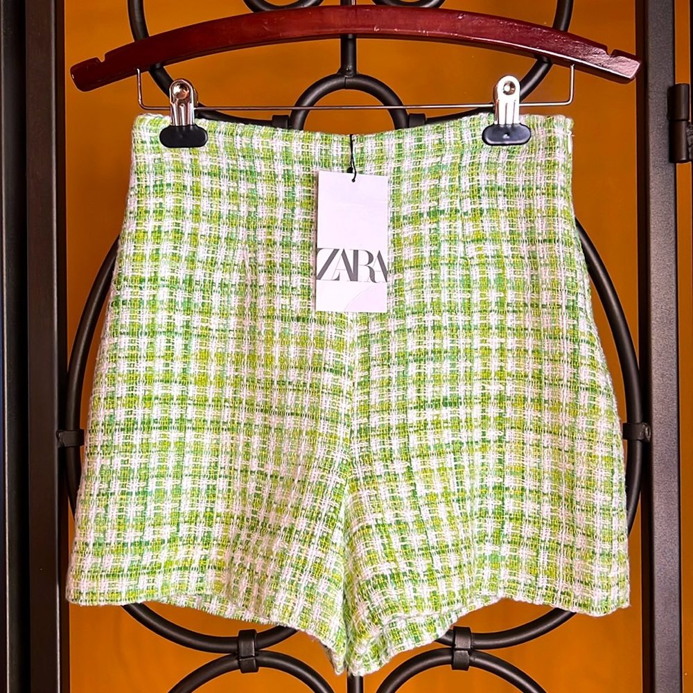 ZARA Tweed High Waist Shorts - Picture 1 of 14